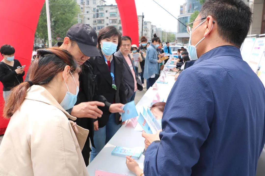 望花区数据与政务服务局启动新项目，加速数字化转型，优化服务体验